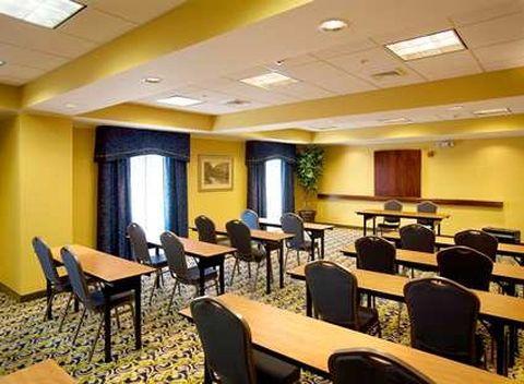 Hampton Inn & Suites לייק ווילס מתקנים תמונה